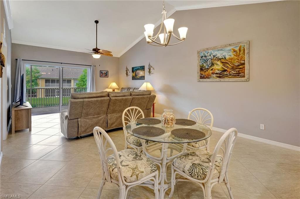 1102 Winding Pines CIR # 205, CAPE CORAL FL 33909-3