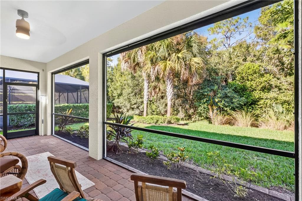 7057 Live Oak DR, NAPLES FL 34114-26