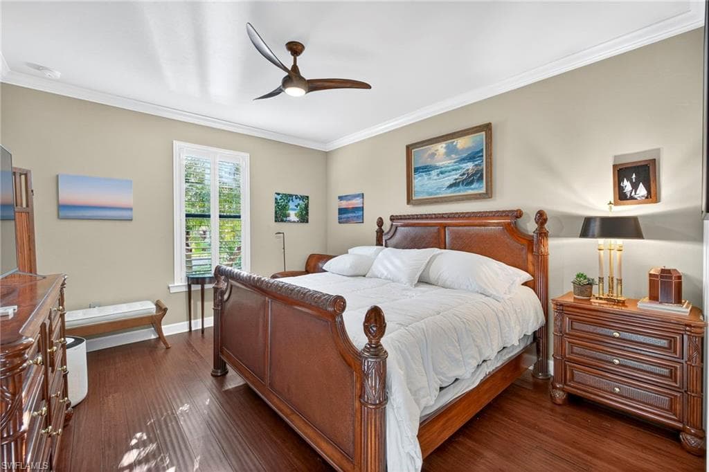 7057 Live Oak DR, NAPLES FL 34114-15