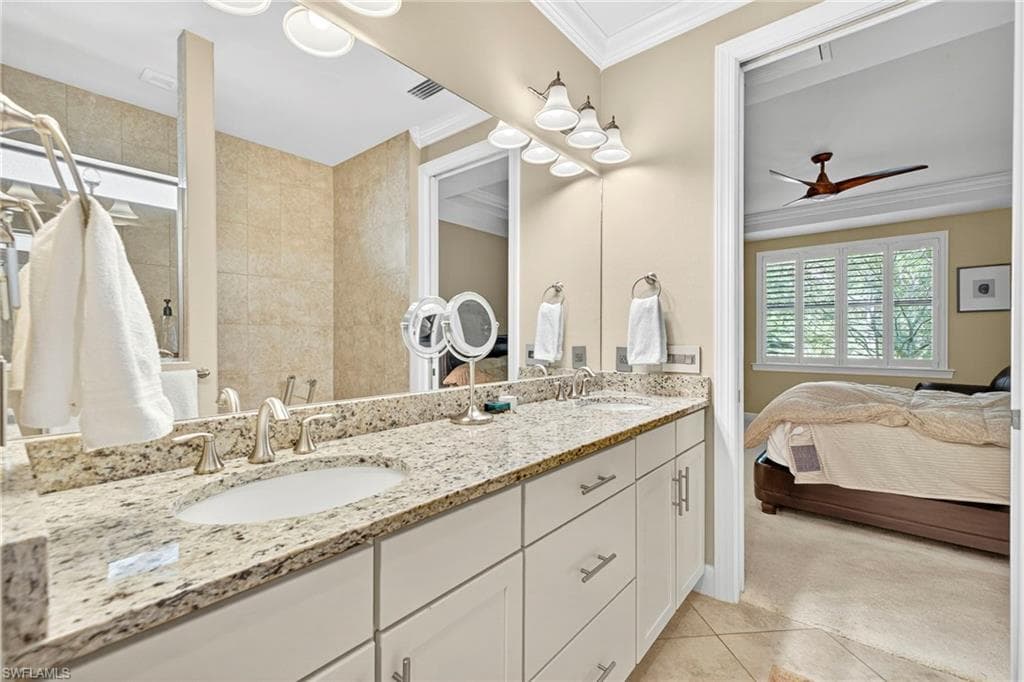 7057 Live Oak DR, NAPLES FL 34114-21