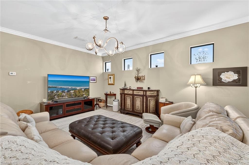 7057 Live Oak DR, NAPLES FL 34114-4