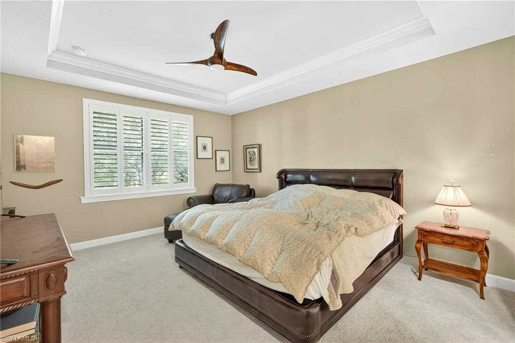 7057 Live Oak DR, NAPLES FL 34114-18