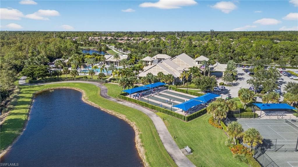 7057 Live Oak DR, NAPLES FL 34114-34