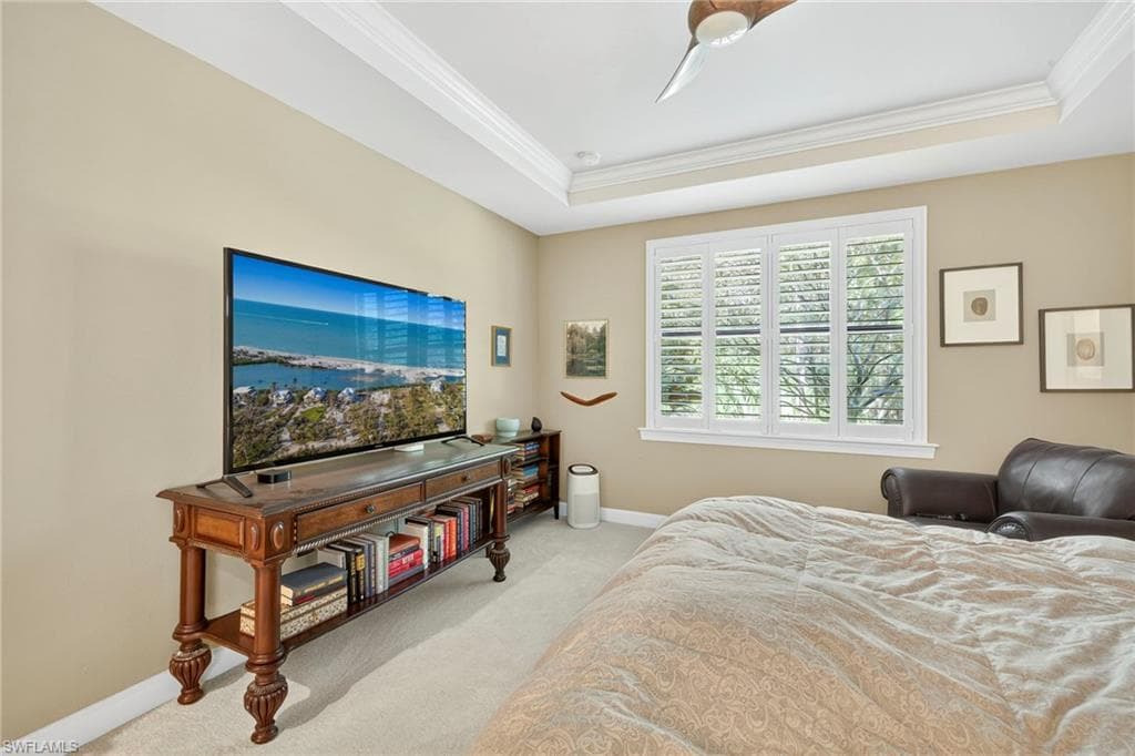 7057 Live Oak DR, NAPLES FL 34114-20