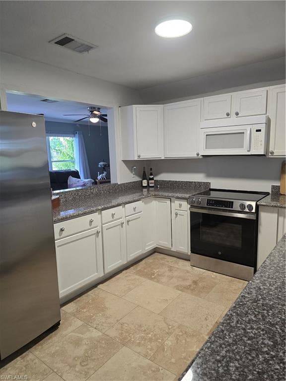 211 Richmond AVE S, LEHIGH ACRES FL 33936-11