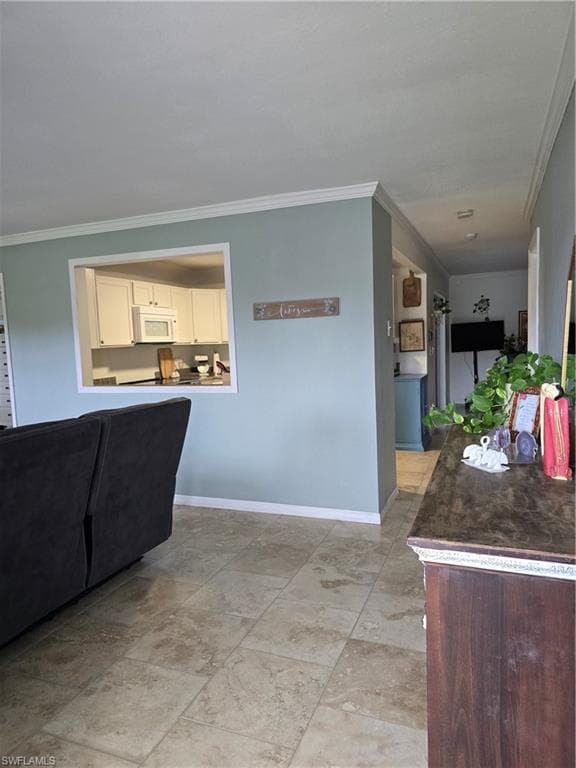 211 Richmond AVE S, LEHIGH ACRES FL 33936-8