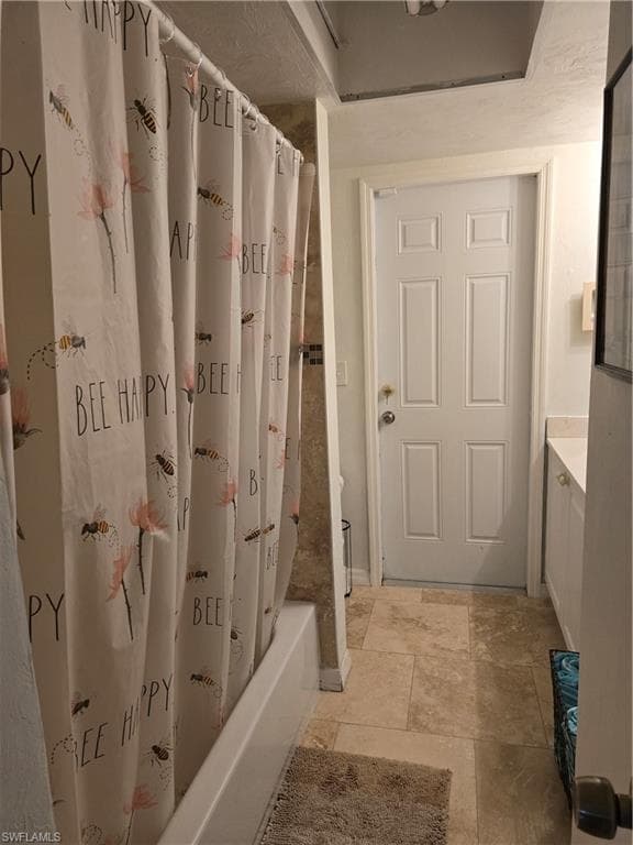 211 Richmond AVE S, LEHIGH ACRES FL 33936-17