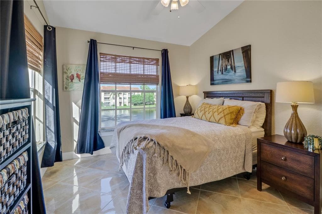 4680 Saint Croix LN # 537, NAPLES FL 34109-20