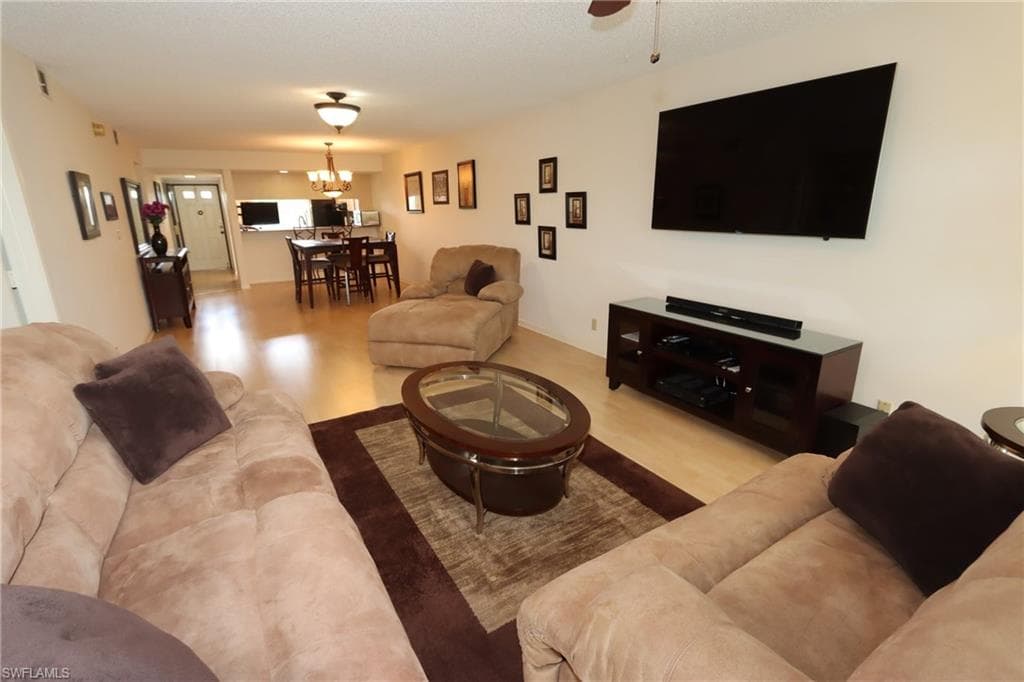 118 Palm DR # 8, NAPLES FL 34112-12