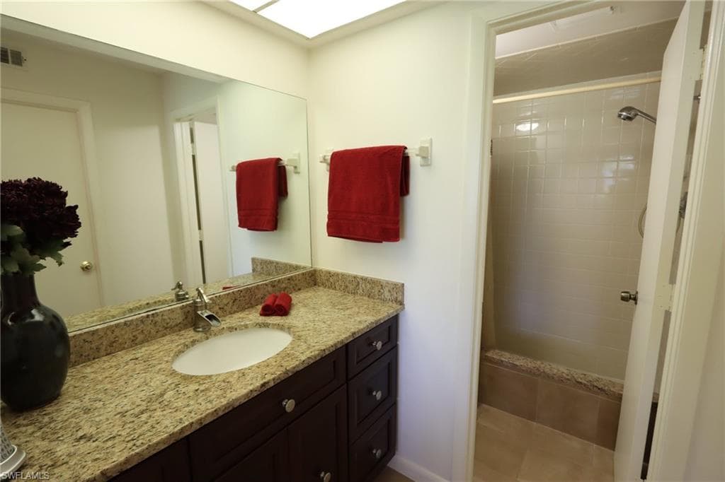 118 Palm DR # 8, NAPLES FL 34112-13