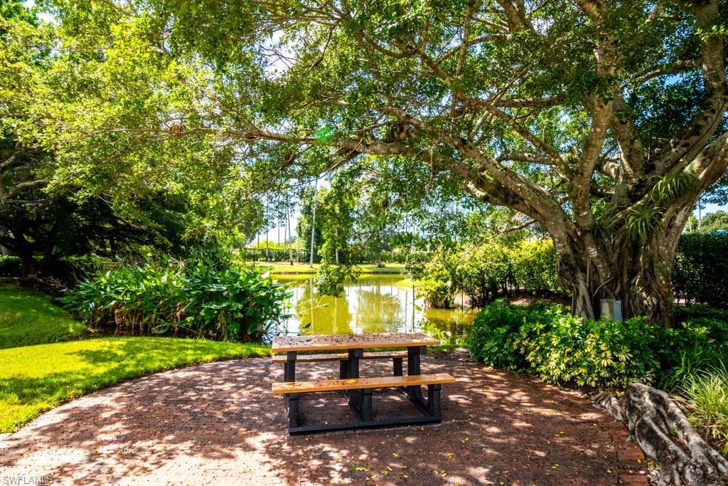 6600 Ilex CIR, NAPLES FL 34109-41