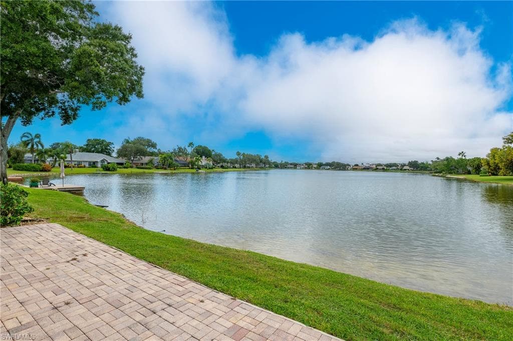 6600 Ilex CIR, NAPLES FL 34109-36