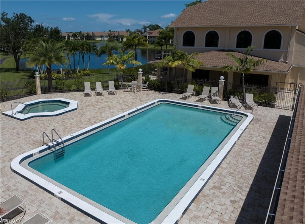 8445 Charter Club CIR # 3, FORT MYERS FL 33919-15