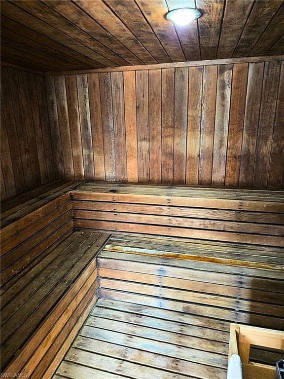 8445 Charter Club CIR # 3, FORT MYERS FL 33919-14