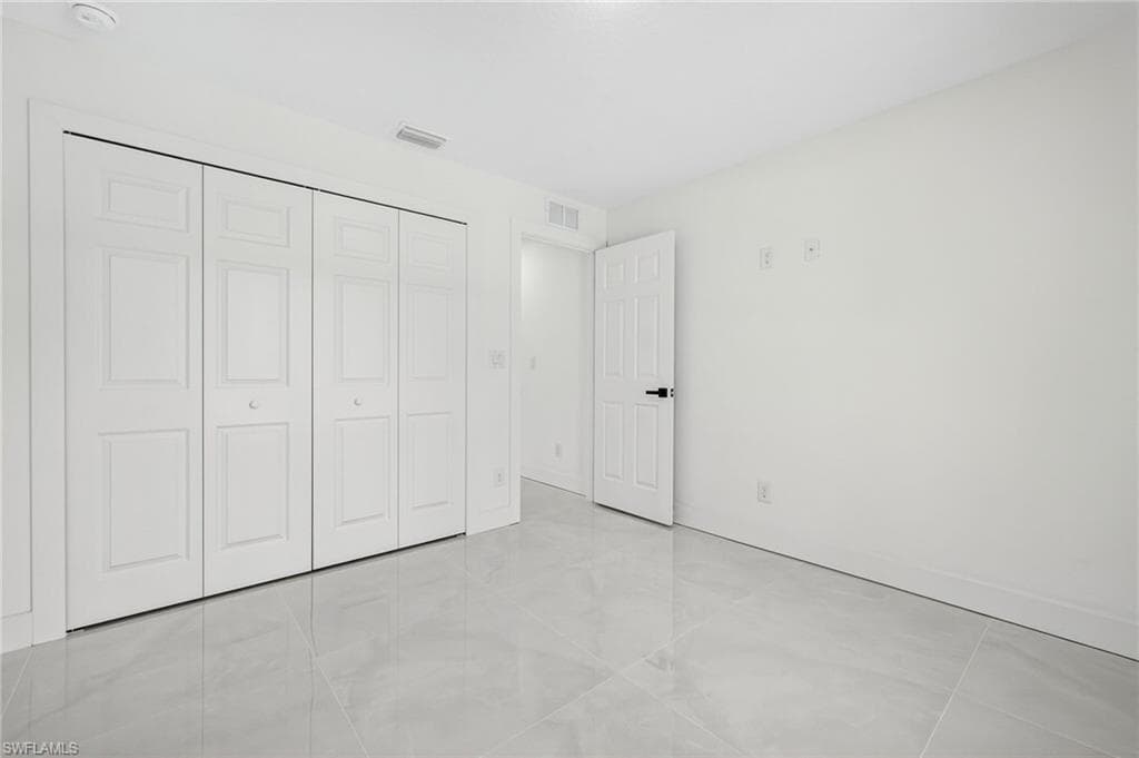 2916 Dora AVE N, LEHIGH ACRES FL 33971-13