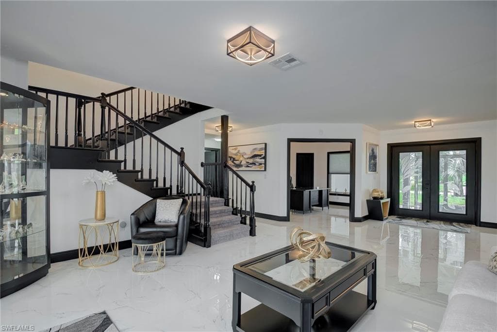 11908 King James CT, CAPE CORAL FL 33991-12