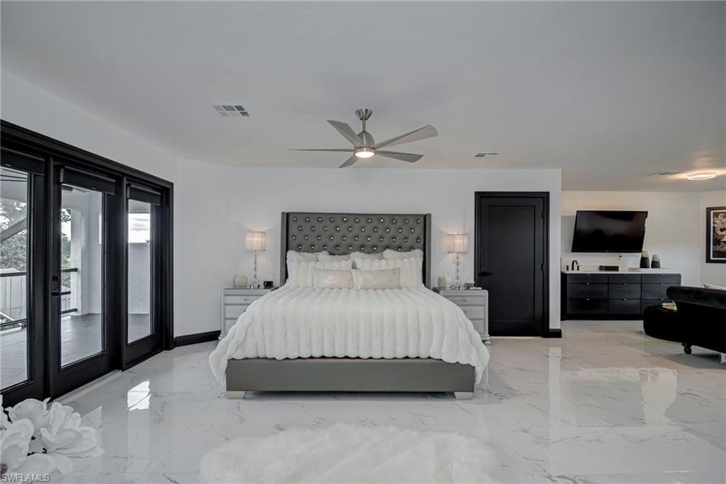 11908 King James CT, CAPE CORAL FL 33991-19