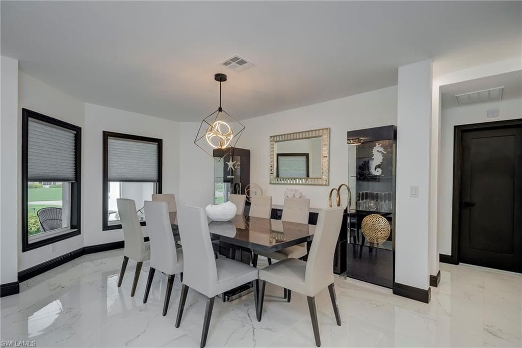 11908 King James CT, CAPE CORAL FL 33991-10