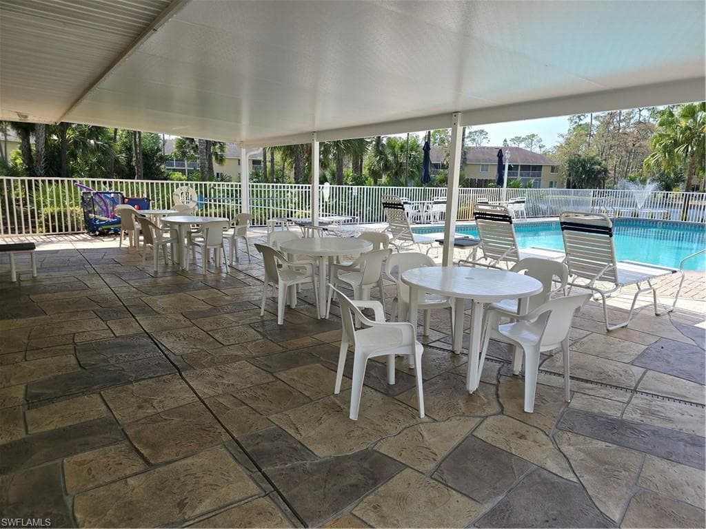 5622 Woodmere Lake CIR # B102, NAPLES FL 34112-43