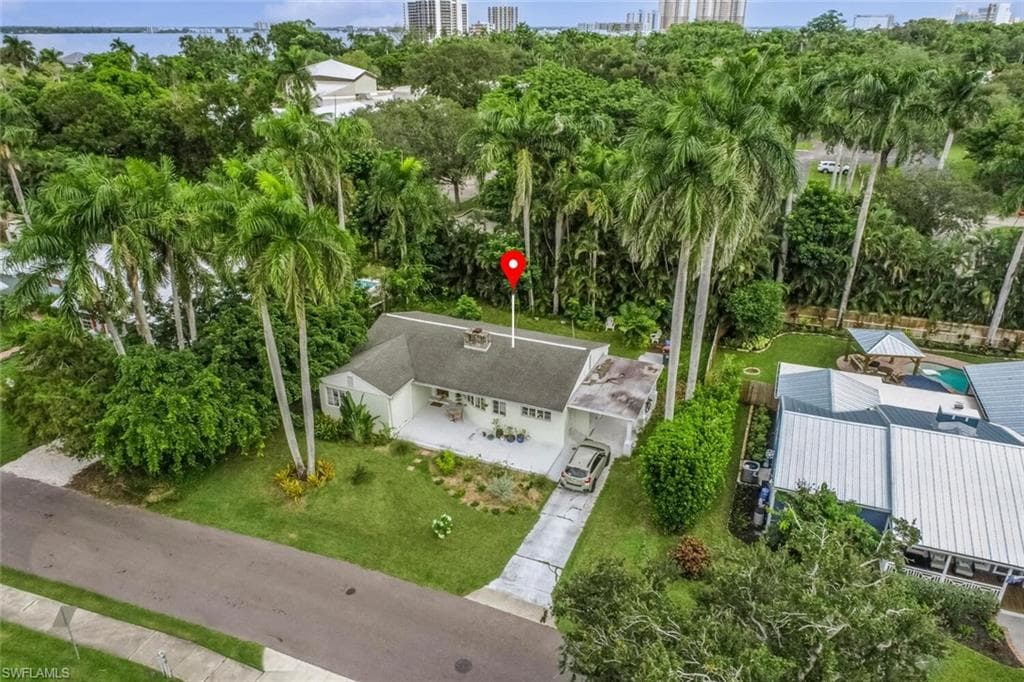 1429 Sandra DR-1