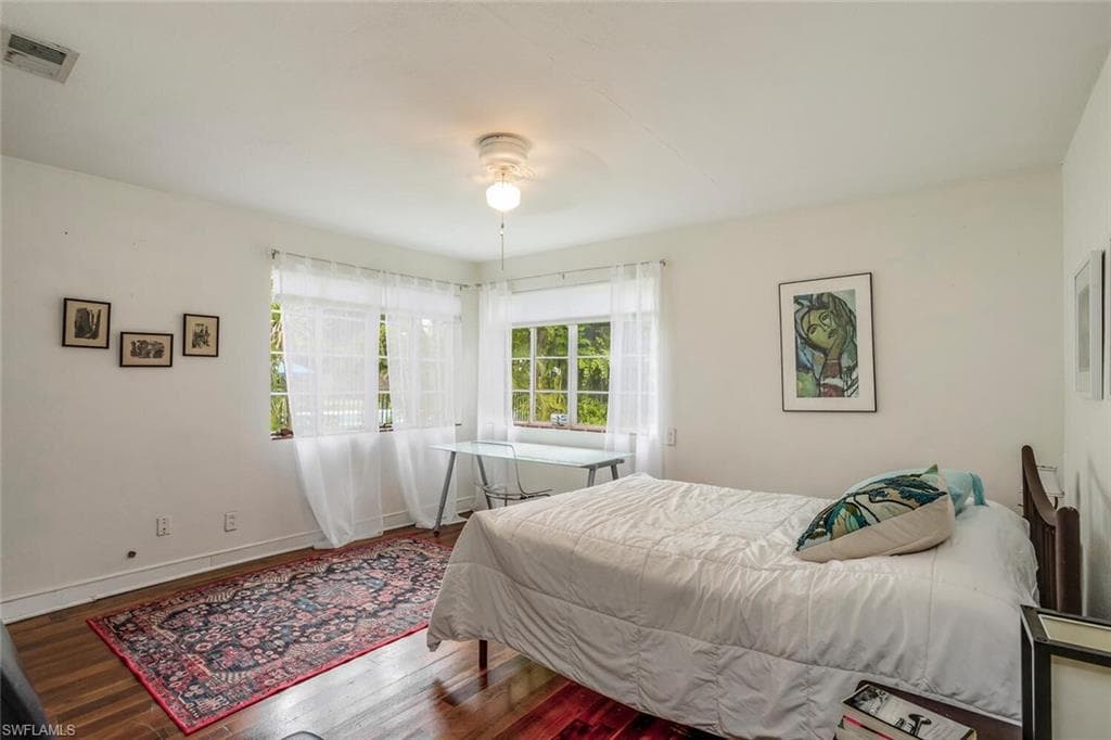 1429 Sandra DR-12