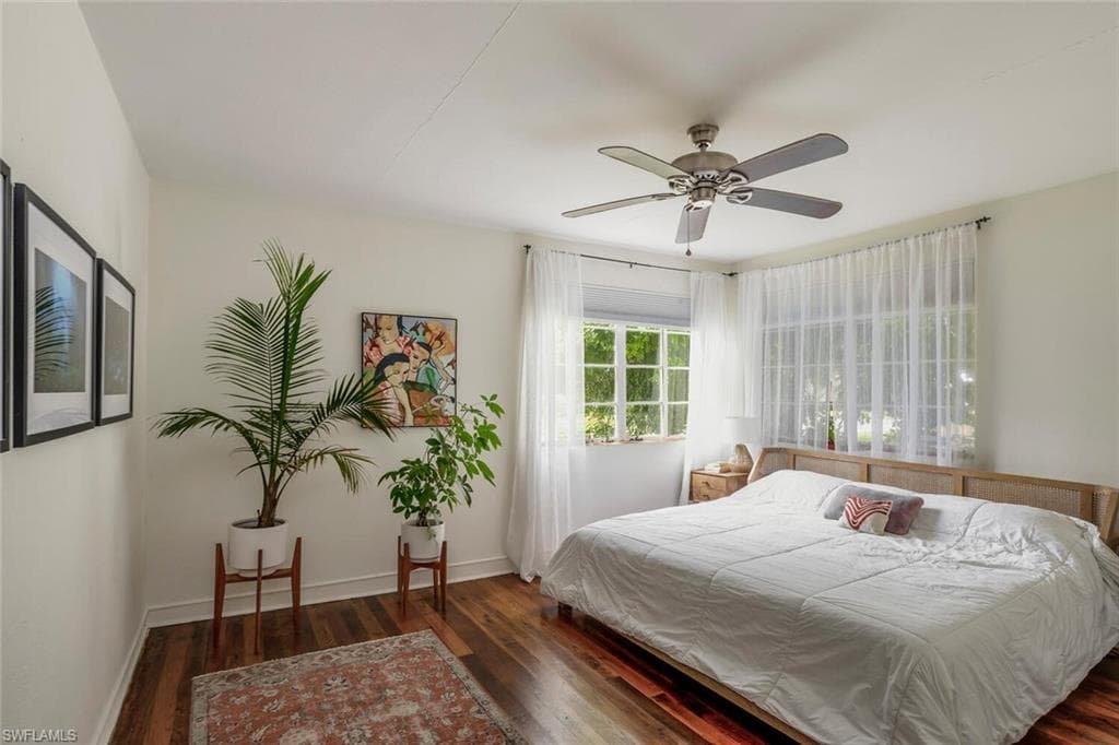 1429 Sandra DR-13