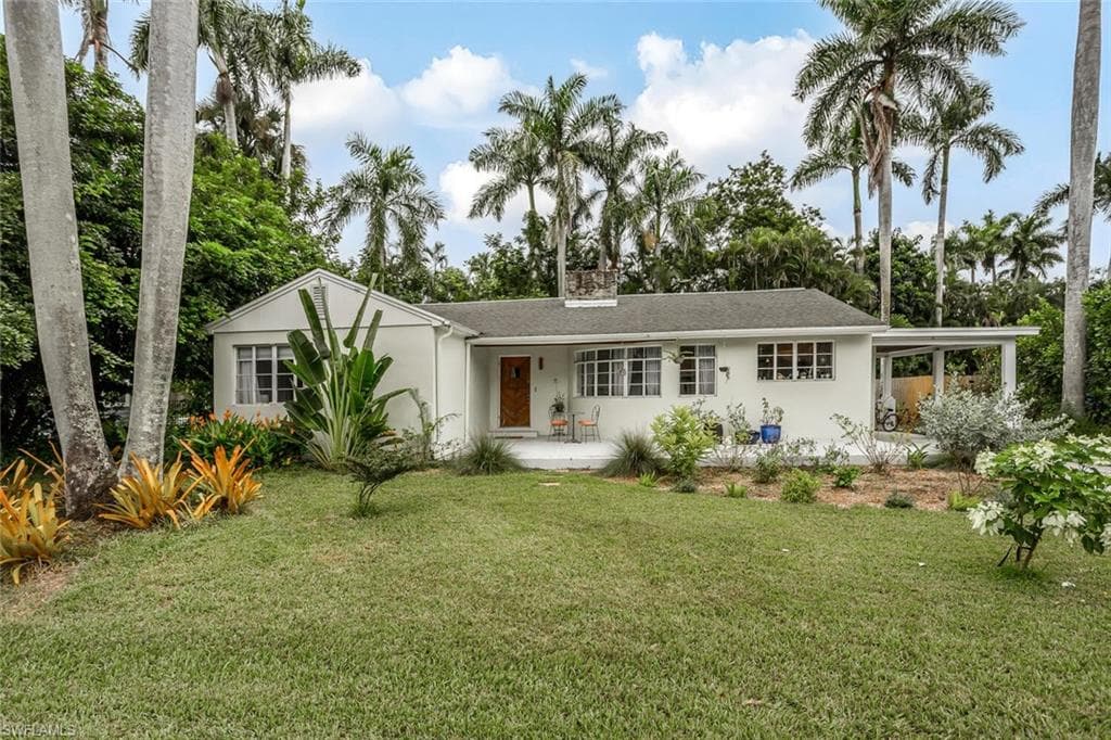 1429 Sandra DR-20