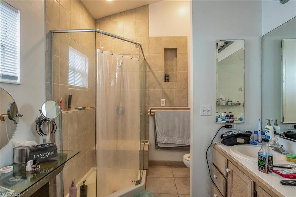 6062 Waterway Bay DR, FORT MYERS FL 33908-19