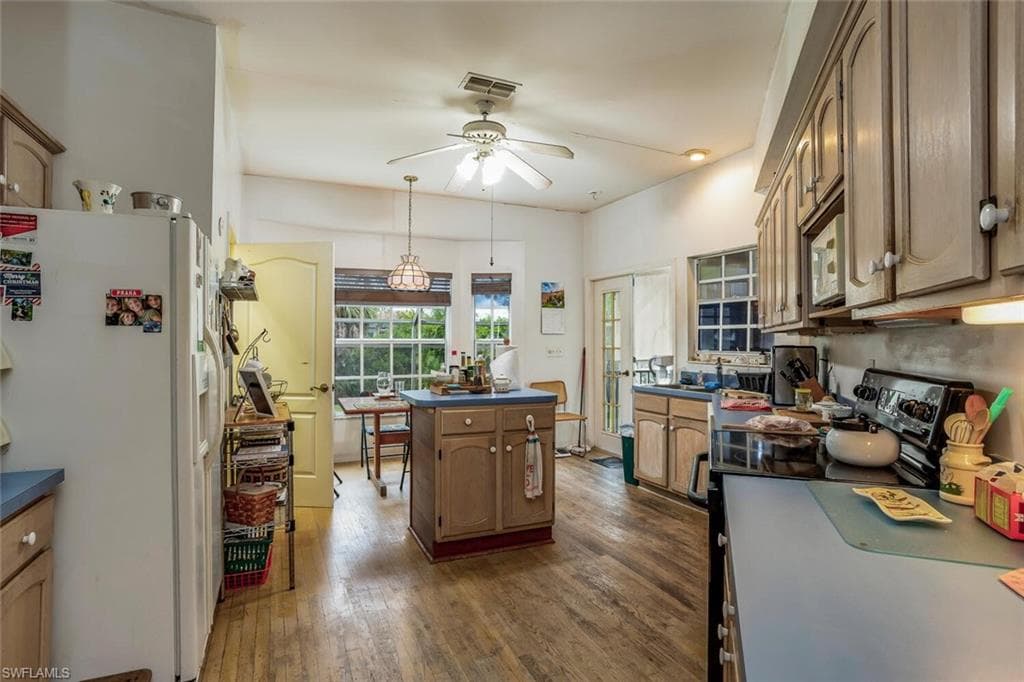 6062 Waterway Bay DR, FORT MYERS FL 33908-13