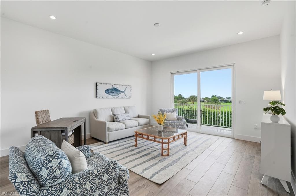 115 Cambria LN, NAPLES FL 34112-22