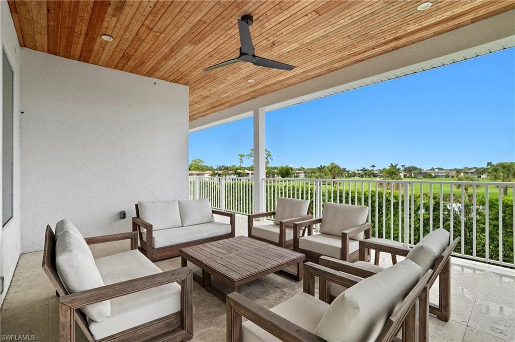 115 Cambria LN, NAPLES FL 34112-25