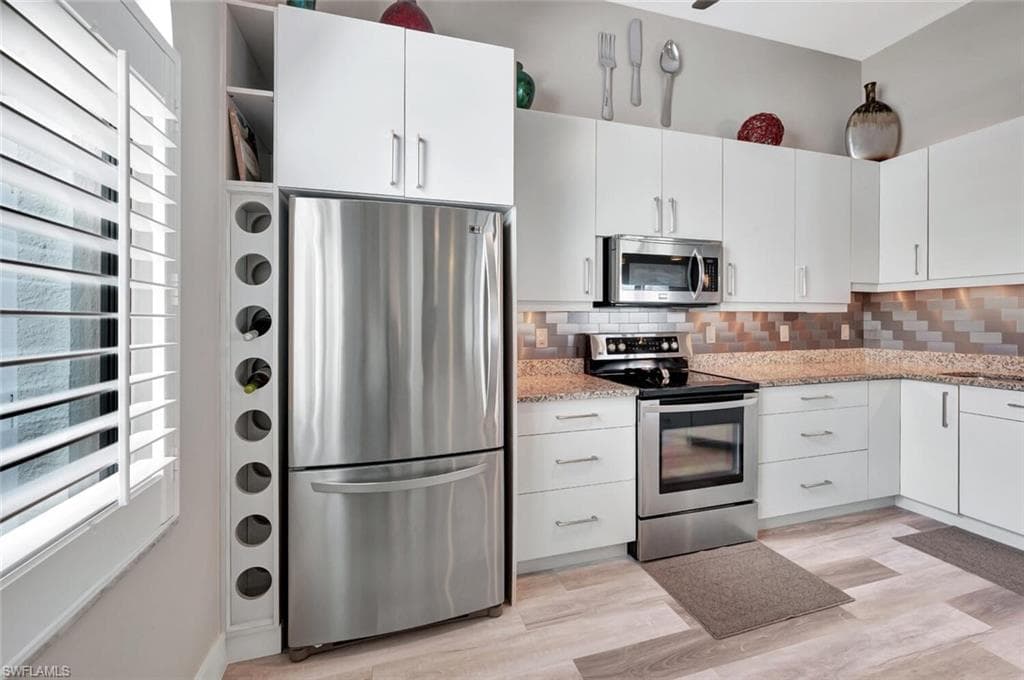583 Beachwalk CIR Q-203-12