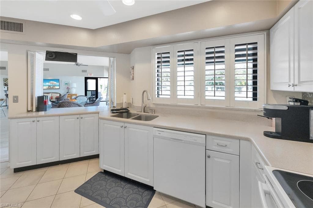 583 Beachwalk CIR Q-203-36