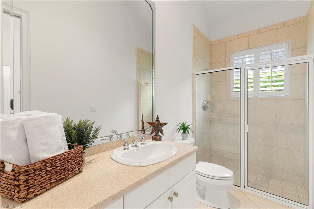 2341 Cheshire LN, NAPLES FL 34109-31