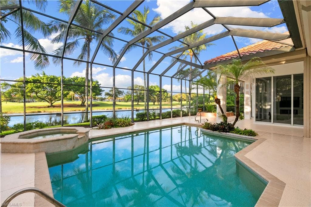 2341 Cheshire LN, NAPLES FL 34109-37