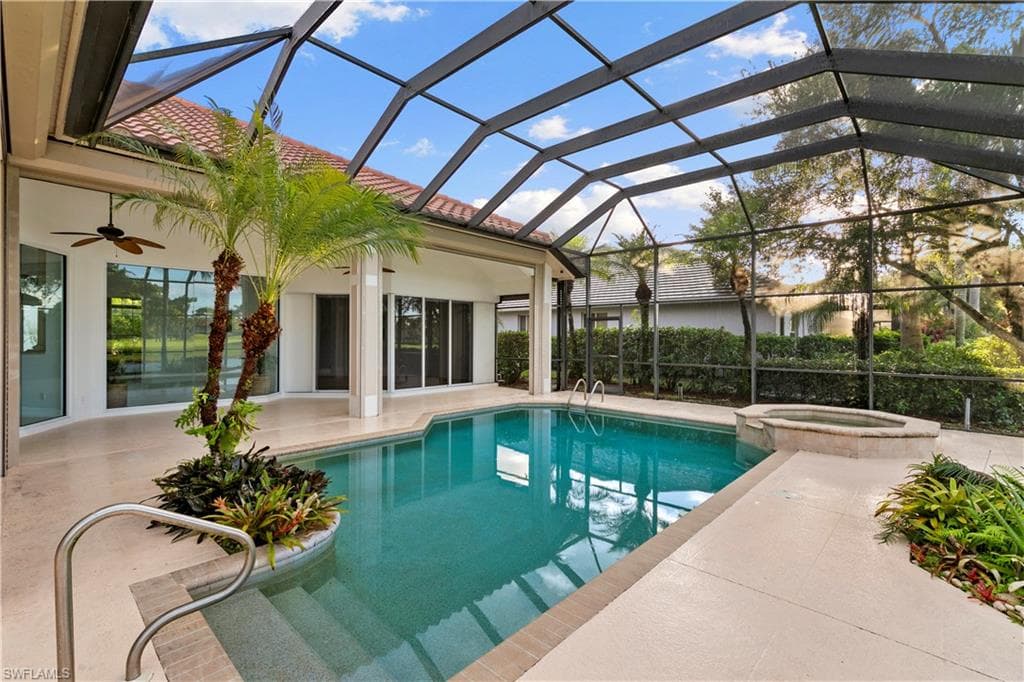 2341 Cheshire LN, NAPLES FL 34109-39