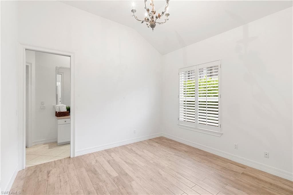 2341 Cheshire LN, NAPLES FL 34109-30