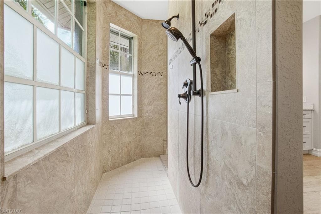 12885 Collier BLVD, NAPLES FL 34116-19