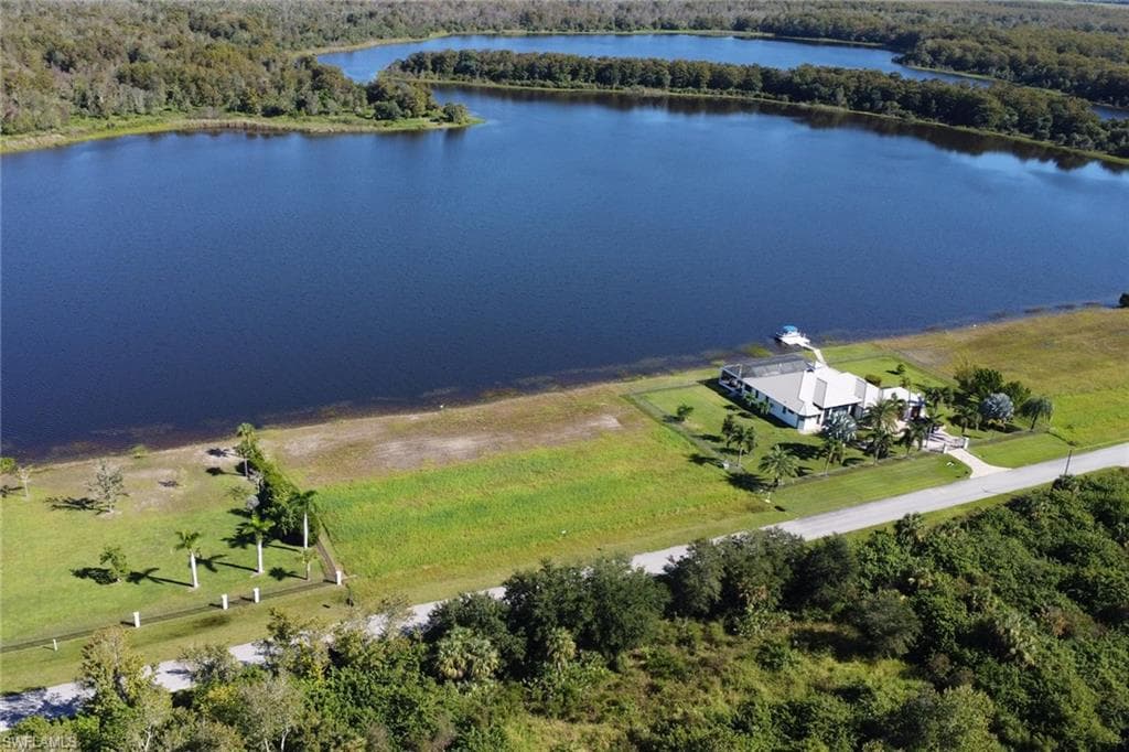 625 Shady Hollow BLVD W, NAPLES FL 34120-11