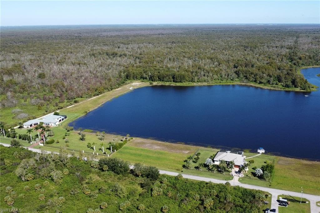 625 Shady Hollow BLVD W, NAPLES FL 34120-21