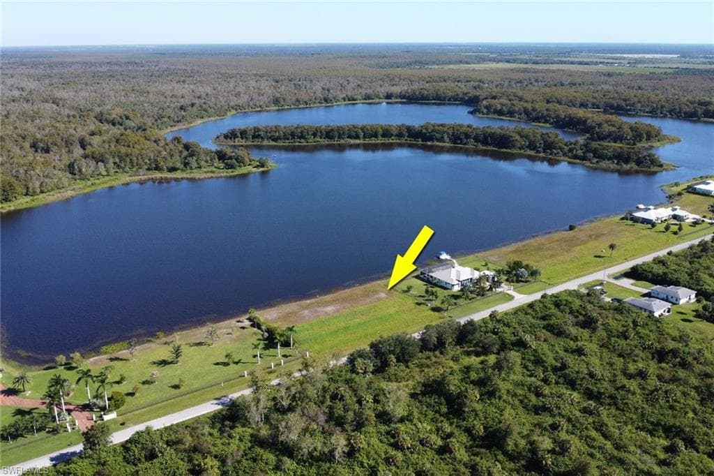 625 Shady Hollow BLVD W, NAPLES FL 34120-18