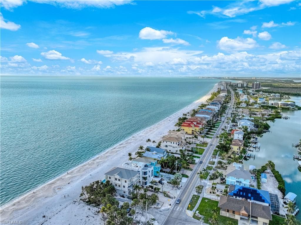 5956 Carol CT, BONITA SPRINGS FL 34134-10