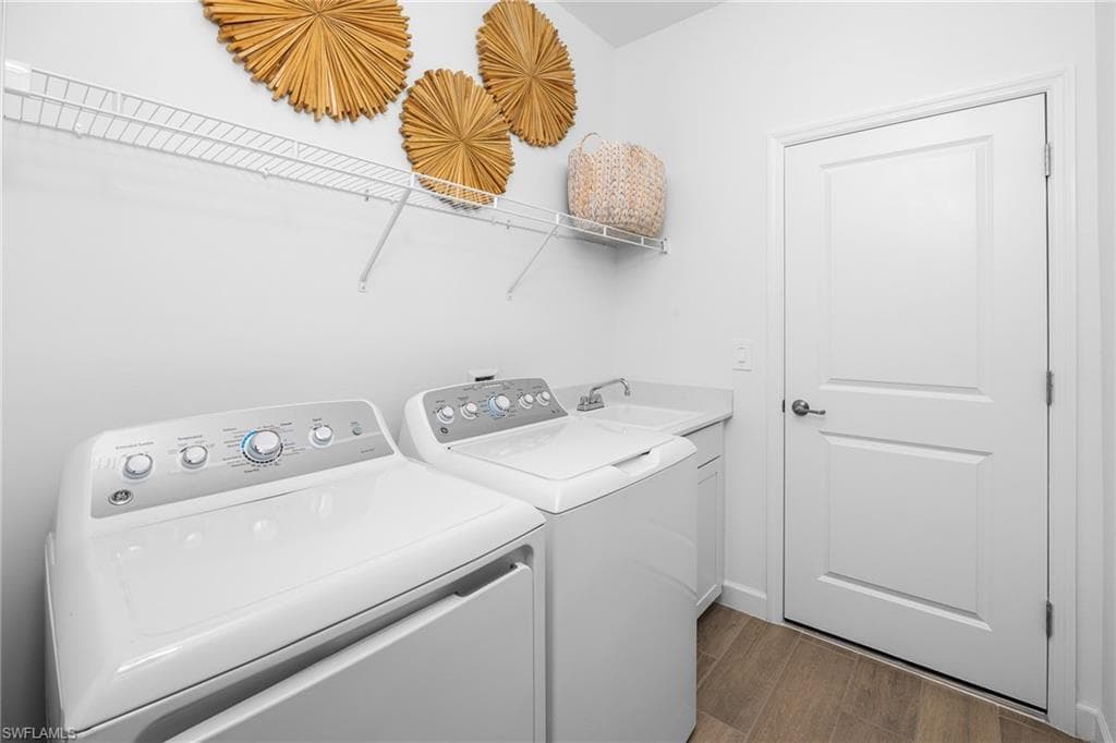 17393 Stonehill Manor DR, NORTH FORT MYERS FL 33917-33