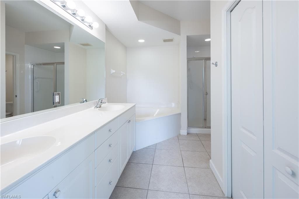 2408 Ravenna BLVD # 101, NAPLES FL 34109-18