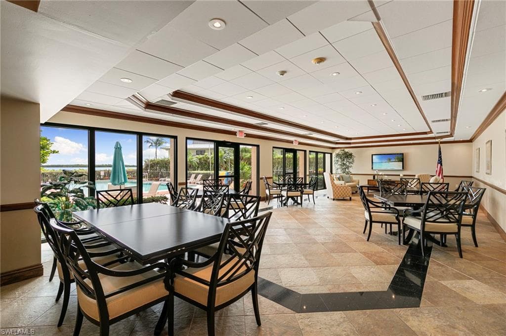 961 Collier CT # 107, MARCO ISLAND FL 34145-33