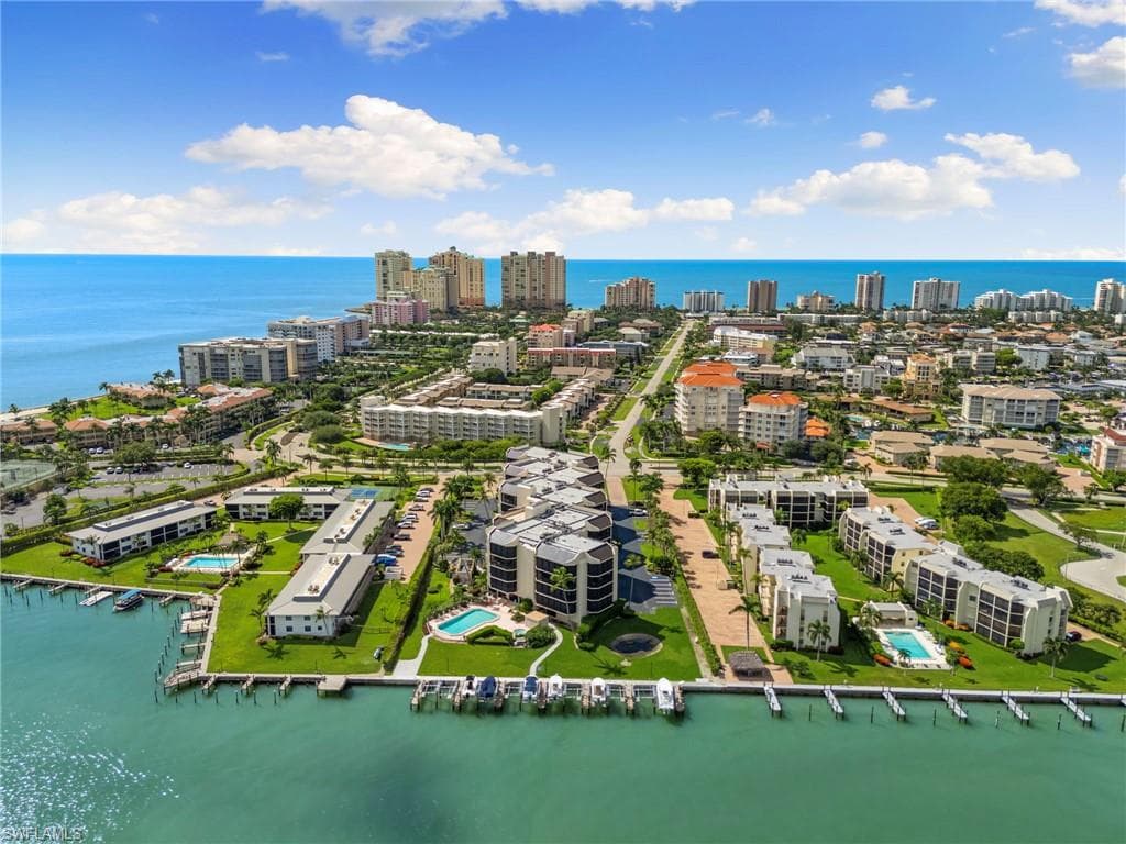 961 Collier CT # 107, MARCO ISLAND FL 34145-44