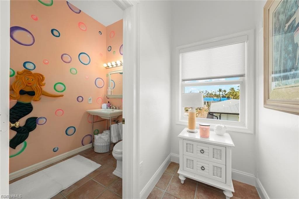 1163 Seagrape LN, SANIBEL FL 33957-29