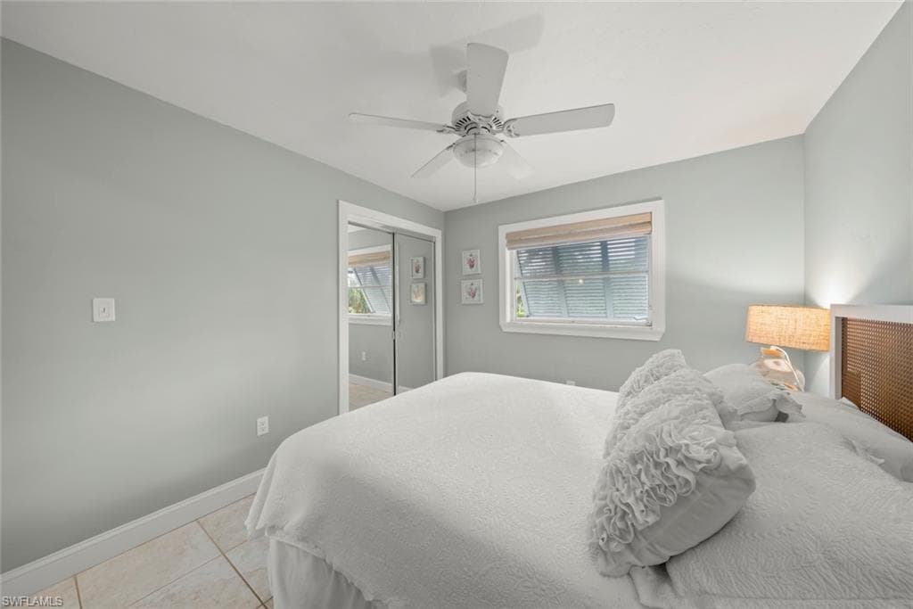 513 Rabbit RD, SANIBEL FL 33957-22