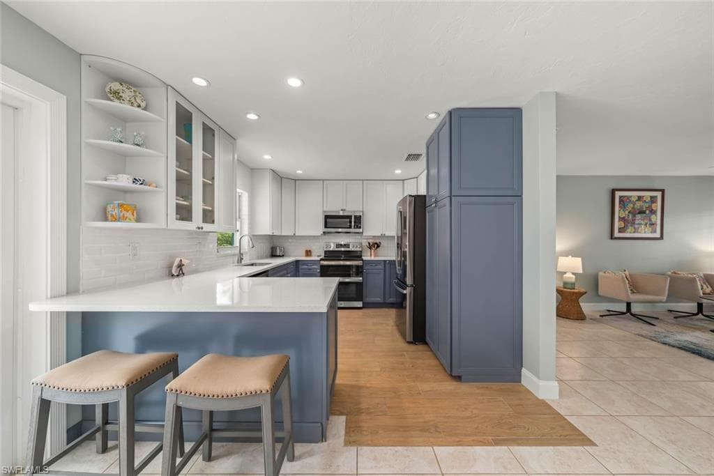 513 Rabbit RD, SANIBEL FL 33957-4