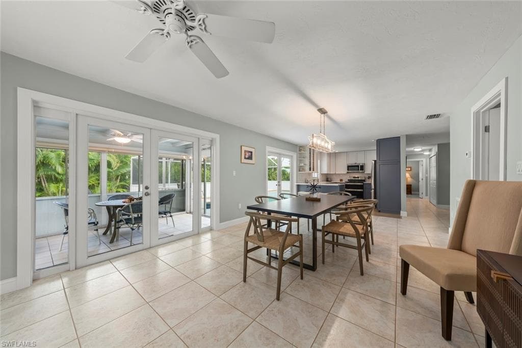 513 Rabbit RD, SANIBEL FL 33957-32
